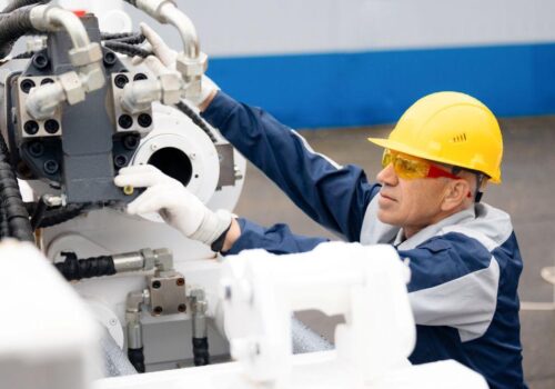 Industrieschläuche sicher auswählen: Was Technikleiter wirklich beachten müssen